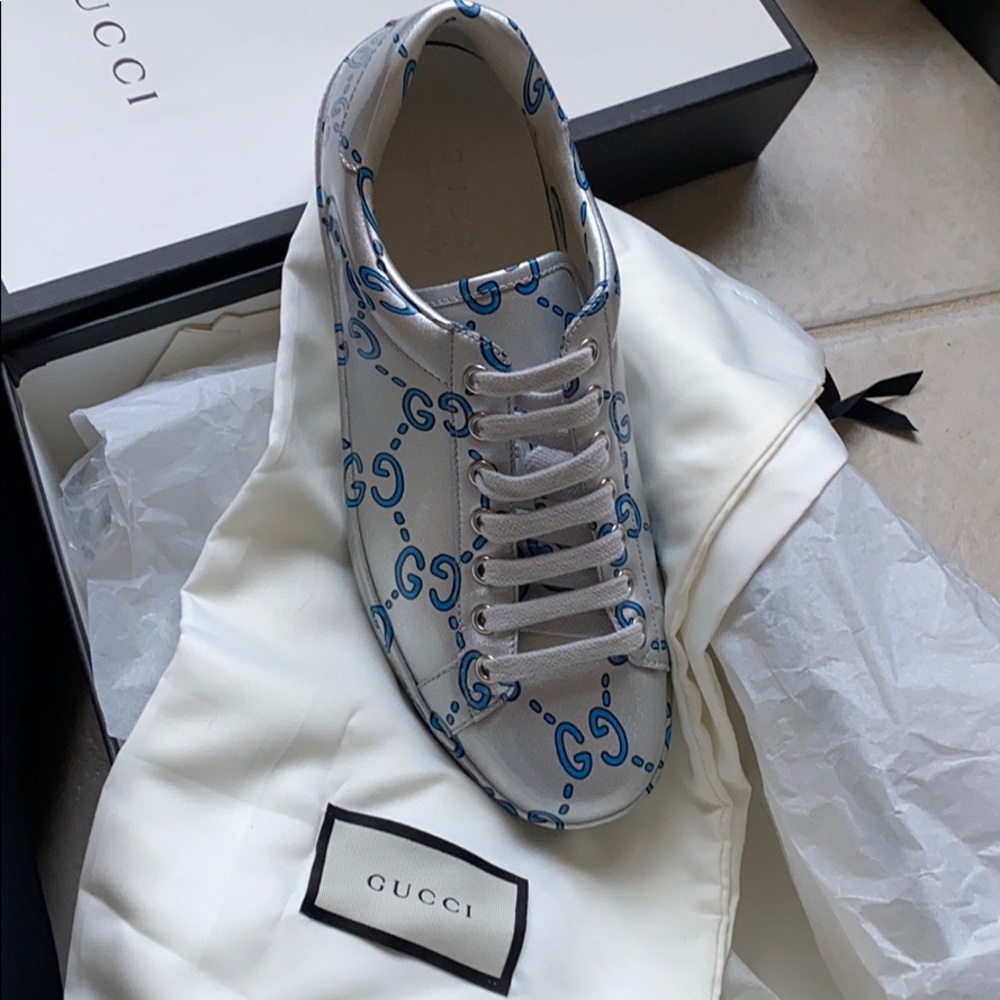 Gucci sneakers